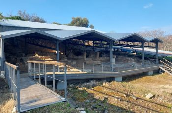 Akanthos – building at the site known as Ladiava