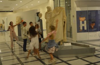 Μουσικοθεατρική παράσταση «Οι νεραϊδοπαρμένοι»