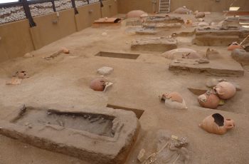 Akanthos – cemetery; shell of protection and enhancement